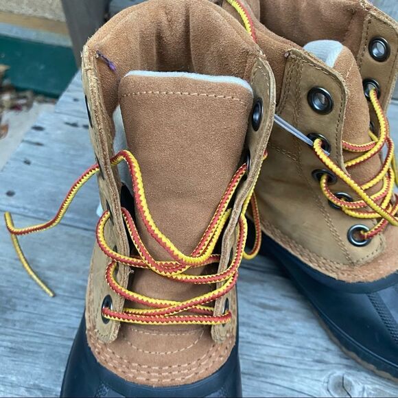 SOREL Kids' Cheyanne II Leather 200g Waterproof Winter Boots NWOT size 2 - Picture 9 of 11